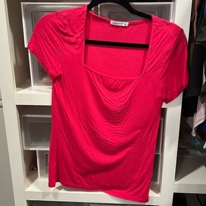 Mangopop Cute Fuchsia Tee